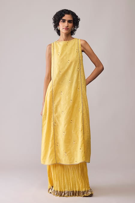 Bunka Yellow Chanderi Embroidery Round Neck Inayat Straight Kurta With Skirt