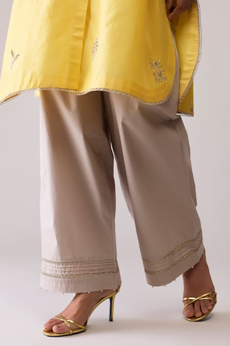 Bunka_Yellow Chanderi Embroidery Round Neck Ina Kurta And Pant Set _at_Aza_Fashions