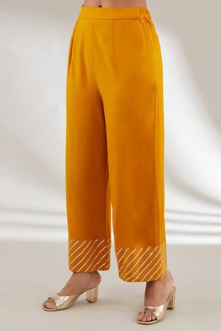 Ajiesh Oberoi_Mustard Georgette, Rayon Embroidery V-neck Mehek Yellow Kurta Set _Online_at_Aza_Fashions