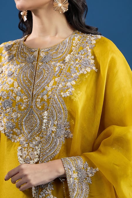 Prisho Yellow Chiffon Embroidery Round Neck Designer Kurta Set With Dupatta at Aza Fashions Prisho_Yellow Chiffon Embroidery Round Neck Designer Kurta Set With Dupatta _at_Aza_Fashions