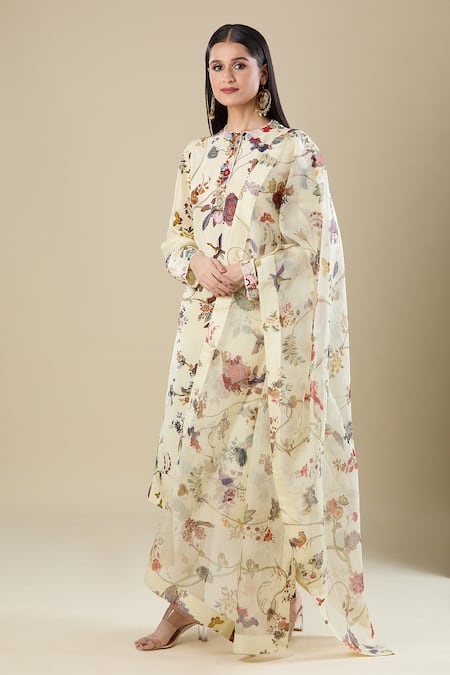 Shop Anamika Khanna Off White Embroidery Round Neck Floral Print Kurta Set Online at Aza Fashions Shop_Anamika Khanna_Off White Embroidery Round Neck Floral Print Kurta Set_Online_at_Aza_Fashions