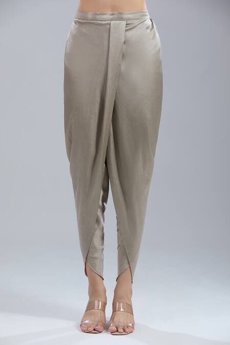 Buy_Prisho_Silver Embroidery Round Neck Thread Kaftan Pant Set _Online_at_Aza_Fashions