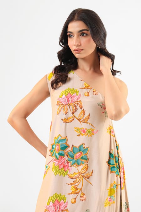 Shop_Amrood_Beige Silk Embroidery Asymmetric Floral Kurta And Flared Pant _Online_at_Aza_Fashions