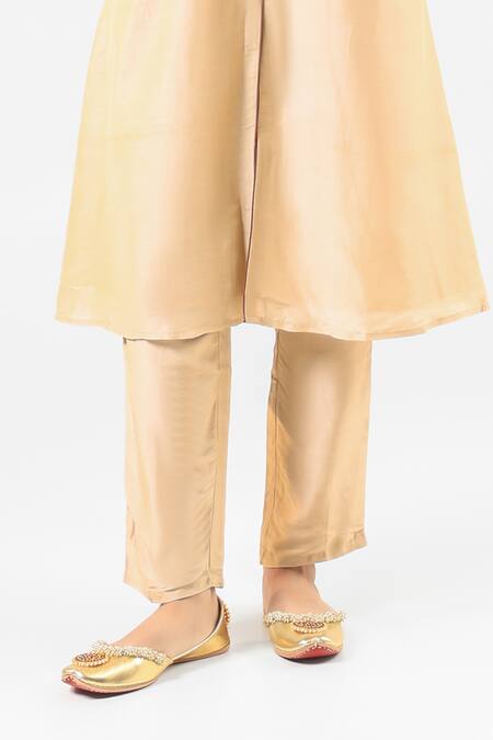 Amrood_Beige Silk Sequins, Embroidery Round Neck Royal Kurta And Pant Set _at_Aza_Fashions