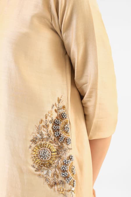 Shop_Amrood_Beige Silk Sequins, Embroidery Round Neck Royal Kurta And Pant Set 