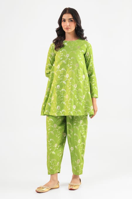 Amrood_Green Embroidery Round Neck Pure Banarsi Kurta Salwar Set _Online_at_Aza_Fashions