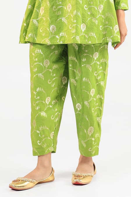 Shop_Amrood_Green Embroidery Round Neck Pure Banarsi Kurta Salwar Set 