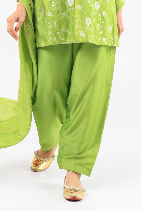 Amrood_Green Brocade Embroidery V-neck Pure Banarsi Kurta Set _at_Aza_Fashions