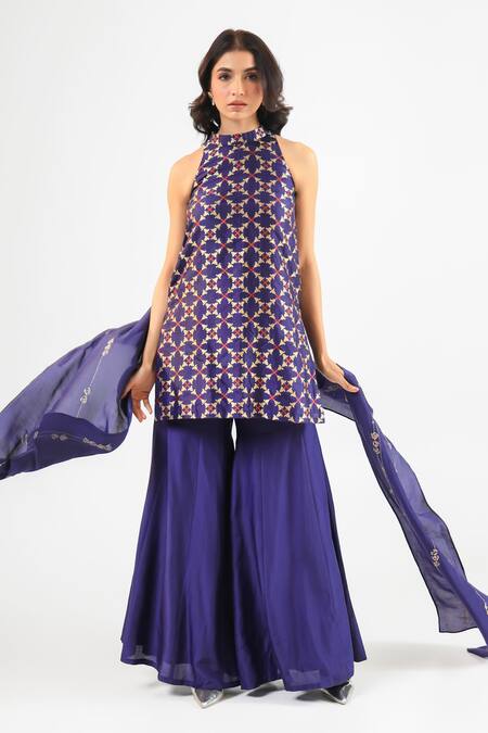Buy_Amrood_Blue Embroidery Mandarin Collar Deep Kurta Pant Set _Online_at_Aza_Fashions