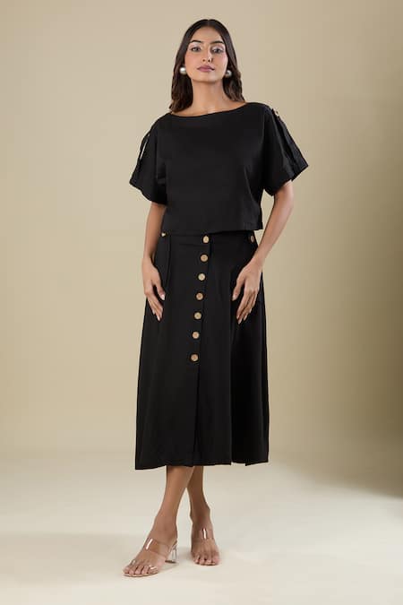 Buy_Naintara Bajaj_Black Cotton Boat Neck Skirt And Top Set 