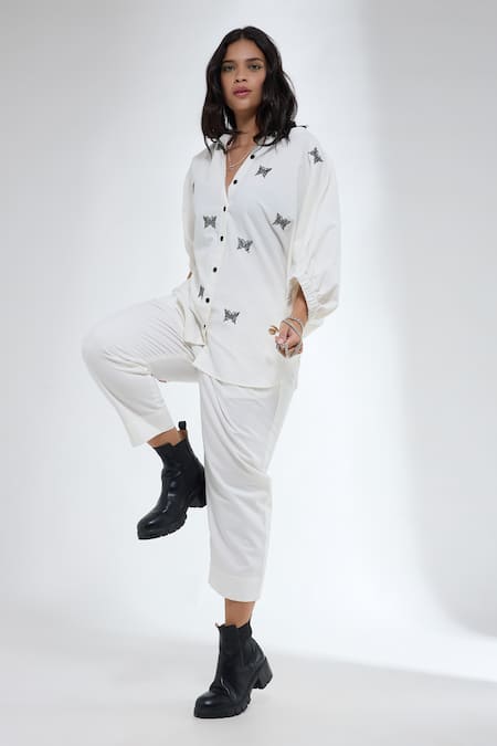 Krati Jain_Off White Denim Embroidery V-neck Butterfly Motif Shirt And Pant Set _at_Aza_Fashions