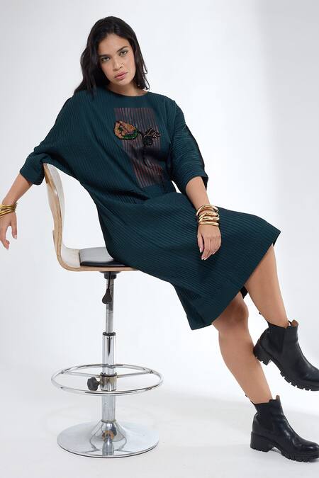 Krati Jain_Green Cotton Embroidery Round Neck Teal Floral Mid Calf Tunic _Online_at_Aza_Fashions