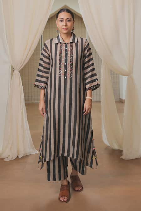 Rekha Agra Black Hand Block Printed Kurta Set 