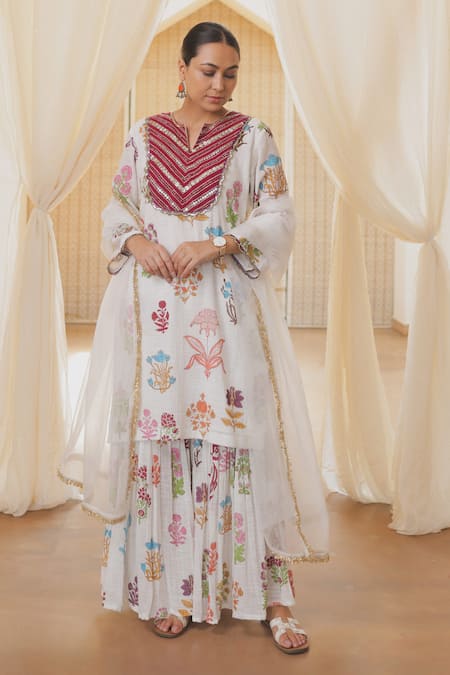 Rekha Agra White Floral Printed Sharara Set 