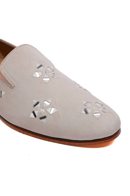 Shop_Shutiq_Ivory Flora Hand Embroidered Loafers _Online_at_Aza_Fashions