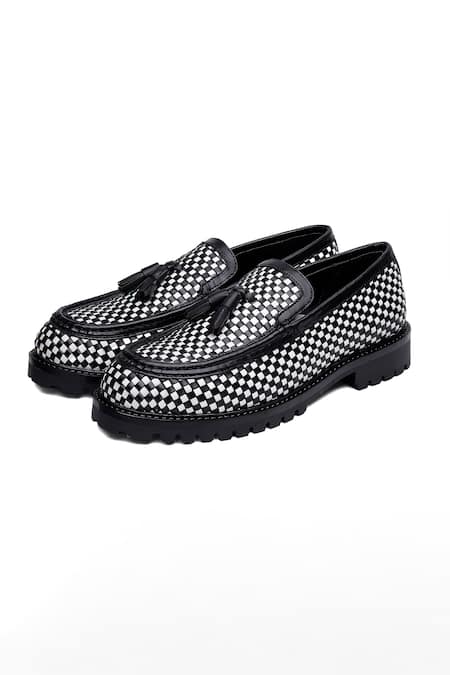 Buy_Shutiq_Black Tassels Tessera Loafers _Online_at_Aza_Fashions