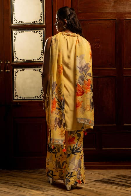 Shop Affroz Yellow Viscose, Crepe, Organza Beads V-neck Hand Embroidered Kurta Set Online at Aza Fashions Shop_Affroz_Yellow Viscose, Crepe, Organza Beads V-neck Hand Embroidered Kurta Set _Online_at_Aza_Fashions