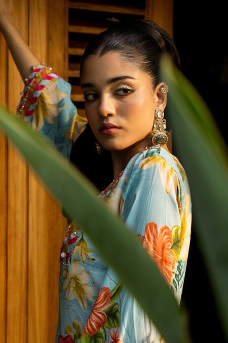 Buy Affroz Blue Viscose, Crepe Embroidery Square Neck Floral Hand Kaftan Online at Aza Fashions Buy_Affroz_Blue Viscose, Crepe Embroidery Square Neck Floral Hand Kaftan _Online_at_Aza_Fashions