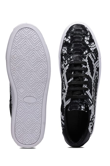 Shutiq Zellona Textured Sneakers 