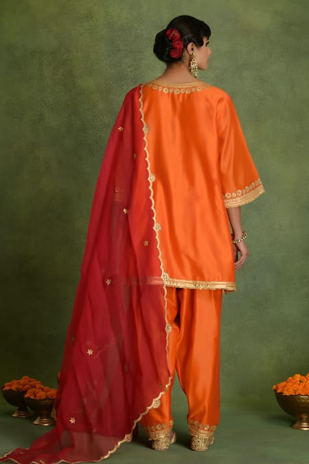 saina kapoor Orange Chanderi Choga Kurta Set 
