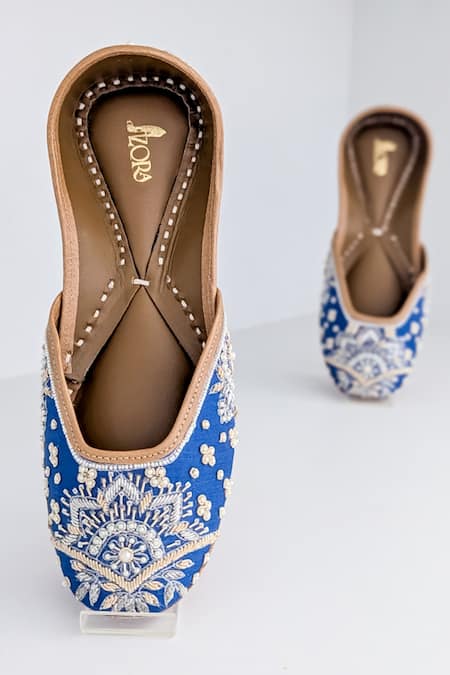 Shop_Azora_Blue Naayab Embroidered Raw Silk Juttis _Online_at_Aza_Fashions