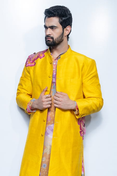 Rishi And Vibhuti Aura Jacket & Kurta Set 