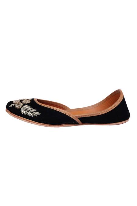 Shop_Kurrbat_Black Aza Velvet Embroidered Juttis _Online_at_Aza_Fashions