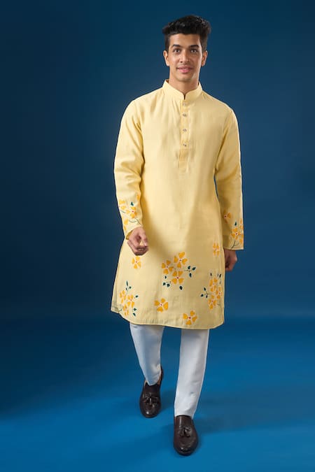 Rng Safawala Yellow Satin, Embroidery Floral Printed Kurta Set at Aza Fashions Rng Safawala_Yellow Satin, Embroidery Floral Printed Kurta Set _at_Aza_Fashions