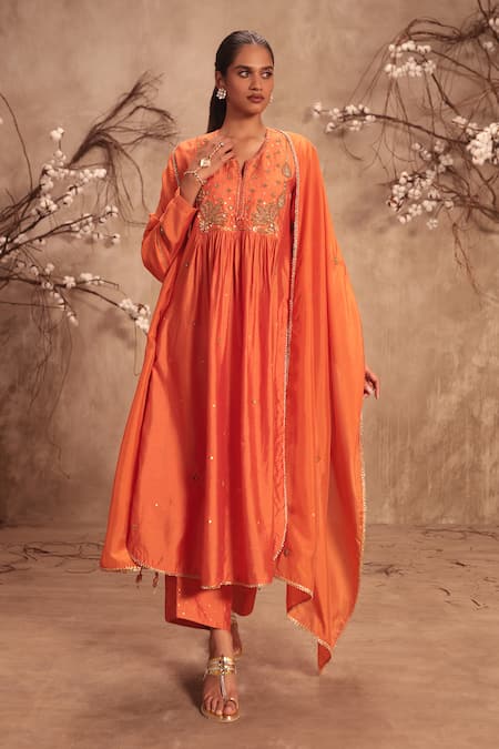 Label Niti Bothra Yoke Embroidered Kurta With Pant 