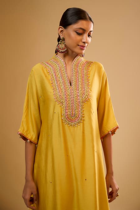 Buy_Label Niti Bothra_Yellow Silk Embroidery Split V-neck Yoke Kurta With Pant _Online_at_Aza_Fashions