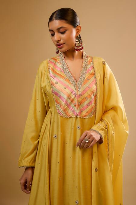 Shop_Label Niti Bothra_Yellow Silk Sequins V-neck Stripe Yoke Kurta With Pant _Online_at_Aza_Fashions