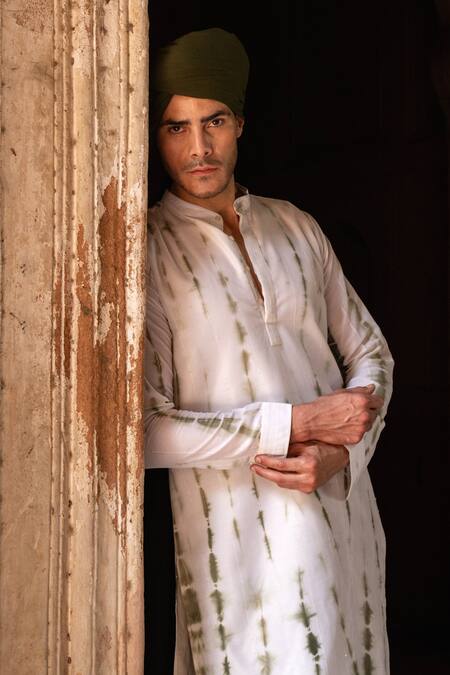 Preevin_Olive Green Cotton, Silk Embroidery Tie Dye Line Sequence Kurta Set_at_Aza_Fashions