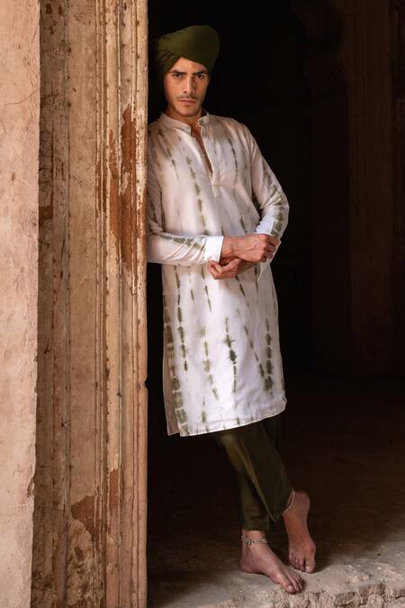 Buy_Preevin_Olive Green Cotton, Silk Embroidery Tie Dye Line Sequence Kurta Set