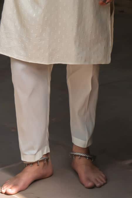 Preevin_Off White Cotton Sequins, Embroidery Dots Full Kurta With Pant _Online_at_Aza_Fashions
