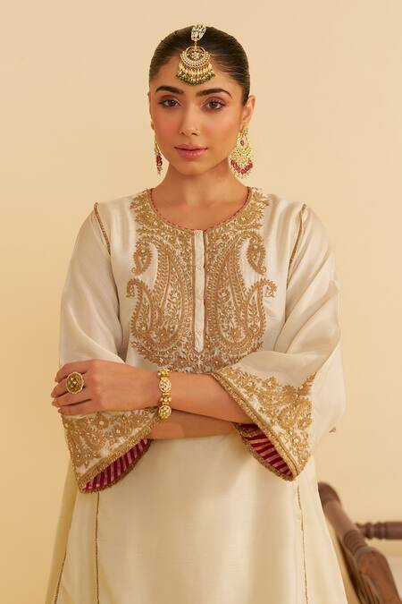 Sheetal Batra Ivory Silk Organza Embroidery Round Neck Ayra Kurta Set at Aza Fashions Sheetal Batra_Ivory Silk Organza Embroidery Round Neck Ayra Kurta Set _at_Aza_Fashions