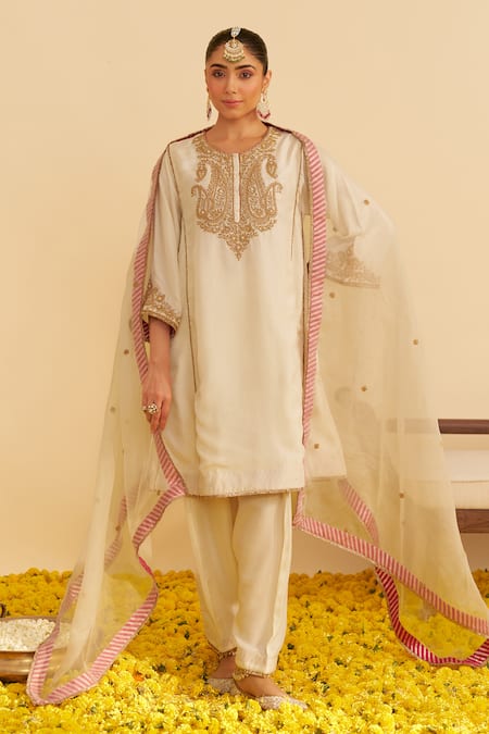 Sheetal Batra Ivory Silk Organza Embroidery Round Neck Ayra Kurta Set 