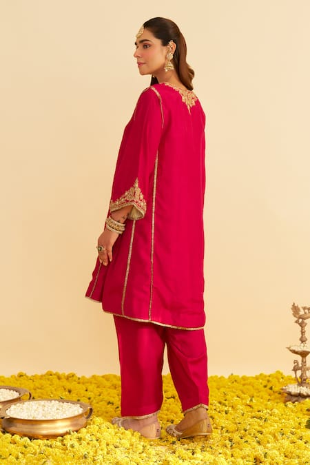 Shop Sheetal Batra Pink Silk Embroidery Round Neck Ayra Kurta Set at Aza Fashions Shop_Sheetal Batra_Pink Silk Embroidery Round Neck Ayra Kurta Set _at_Aza_Fashions