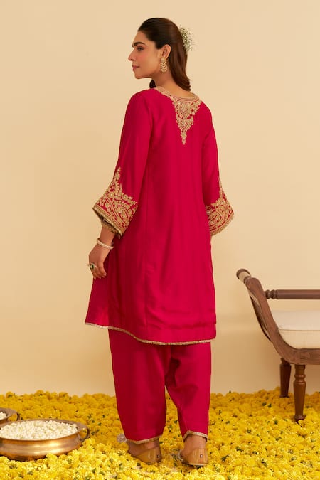 Sheetal Batra Marwa Chauga Kurta Set 