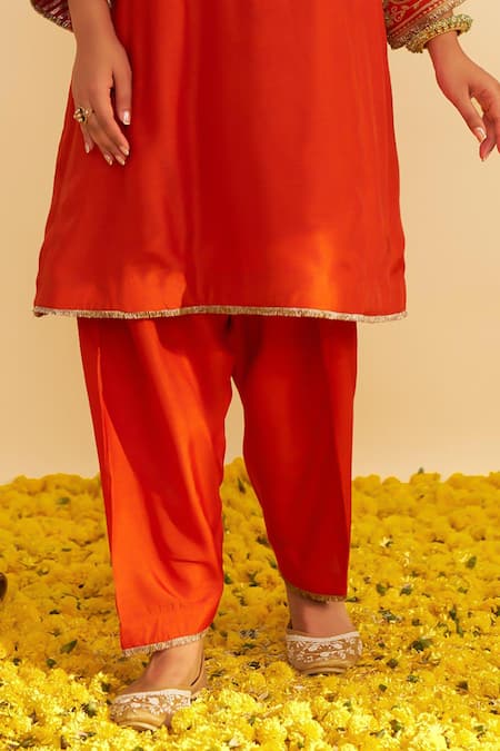 Buy Sheetal Batra Orange Embroidery Round Neck Marwa Chauga Kurta Set Online at Aza Fashions Buy_Sheetal Batra_Orange Embroidery Round Neck Marwa Chauga Kurta Set _Online_at_Aza_Fashions