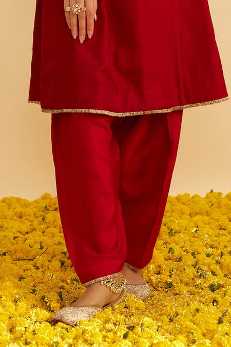 Shop_Sheetal Batra_Red Embroidery Round Neck Marwa Chauga Kurta Set _Online_at_Aza_Fashions