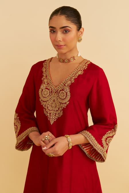 Buy Sheetal Batra Red Embroidery Round Neck Haayat Kaftan Set Online at Aza Fashions Buy_Sheetal Batra_Red Embroidery Round Neck Haayat Kaftan Set _Online_at_Aza_Fashions