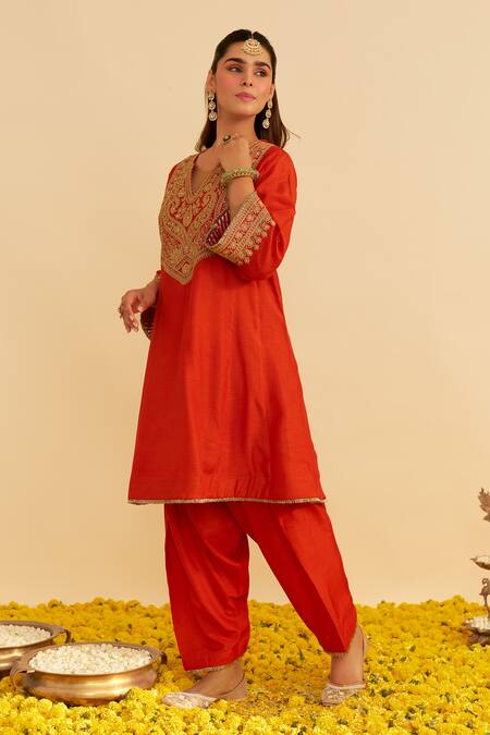 Shop_Sheetal Batra_Orange Silk Organza Sequins Round Neck Mehza Kurta Set _Online_at_Aza_Fashions