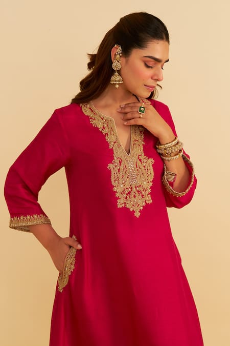 Buy_Sheetal Batra_Pink Embroidery Split V-neck Amaya Kaftan Set _Online_at_Aza_Fashions