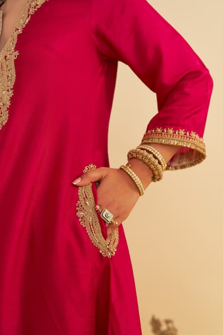 Sheetal Batra Pink Silk Organza Embroidery Round Neck Amaya Kaftan Set at Aza Fashions Sheetal Batra_Pink Silk Organza Embroidery Round Neck Amaya Kaftan Set _at_Aza_Fashions