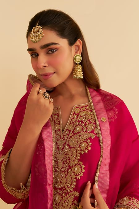 Sheetal Batra Pink Silk Organza Embroidery V-neck Hiba Kaftan Set at Aza Fashions Sheetal Batra_Pink Silk Organza Embroidery V-neck Hiba Kaftan Set _at_Aza_Fashions