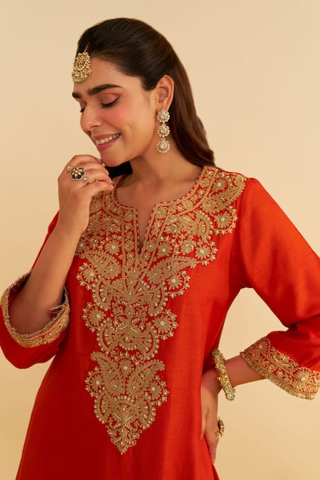 Buy Sheetal Batra Orange Embroidery Round Neck Hiba Kaftan Set Buy_Sheetal Batra_Orange Embroidery Round Neck Hiba Kaftan Set