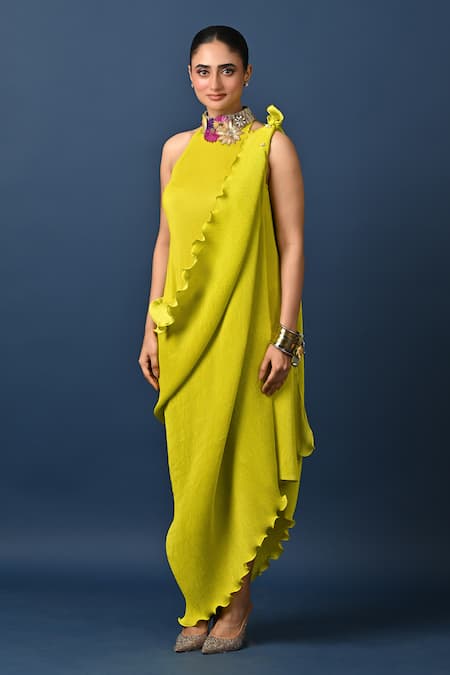 Kiran Uttam Ghosh_Green Polyester Embroidery Round Neck Pleated Designer Dress And Drape Set _at_Aza_Fashions