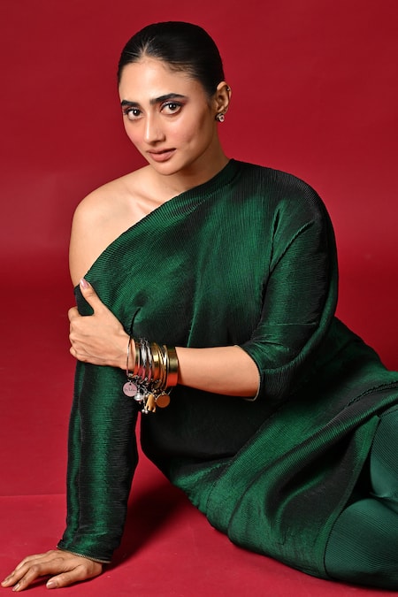 Buy_Kiran Uttam Ghosh_Green Polyester Pleated Pant _Online_at_Aza_Fashions