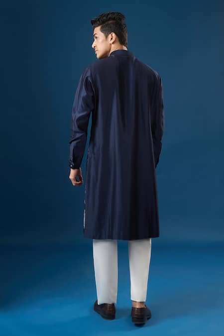 Countrymade Scattered Pattern Embroidered Kurta Set 