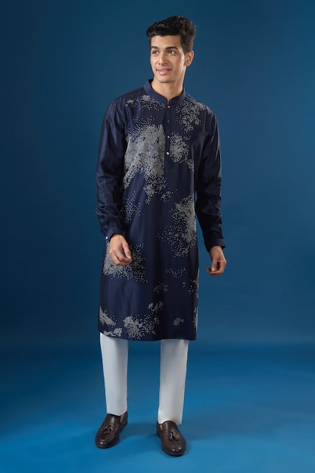 Countrymade Blue Embroidery Scattered Pattern Kurta Set
